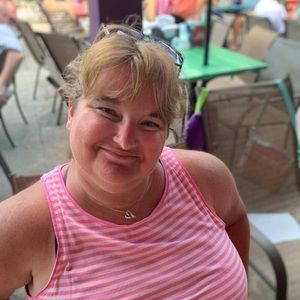 Meet your Posher, Dawn